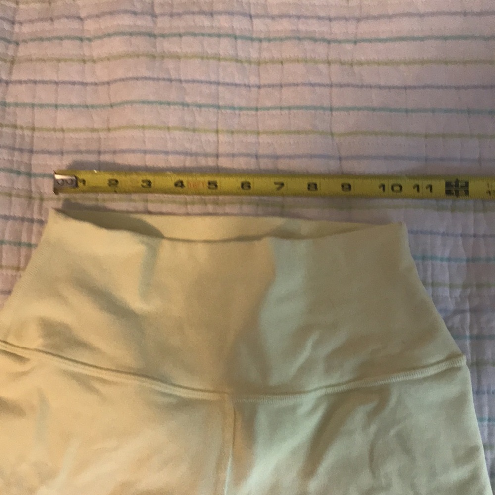 ALO Yoga Sunny Yellow Bike Shorts - Picture 6 of 11